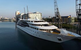 Sunborn London Yacht Hotel